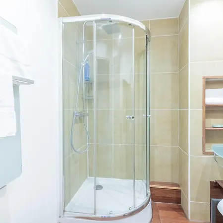 Apartment 121 Marinas - 3 Bedroom - Parking Deauville