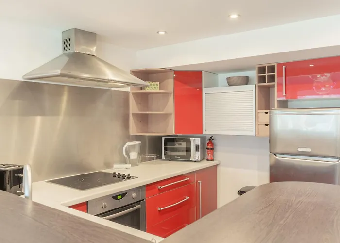 121 Marinas - 3 Bedroom - Parking Apartment *