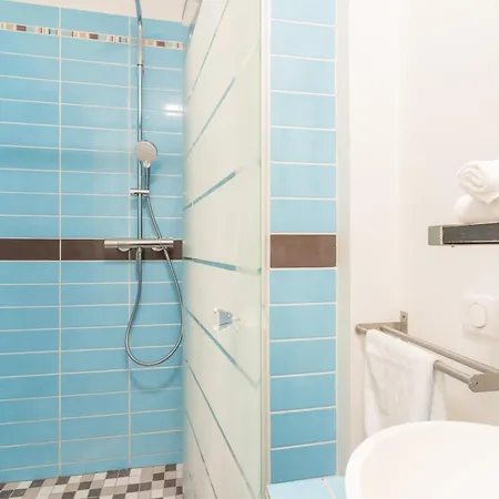 Appartement 121 Marinas - 3 Bedroom - Parking *